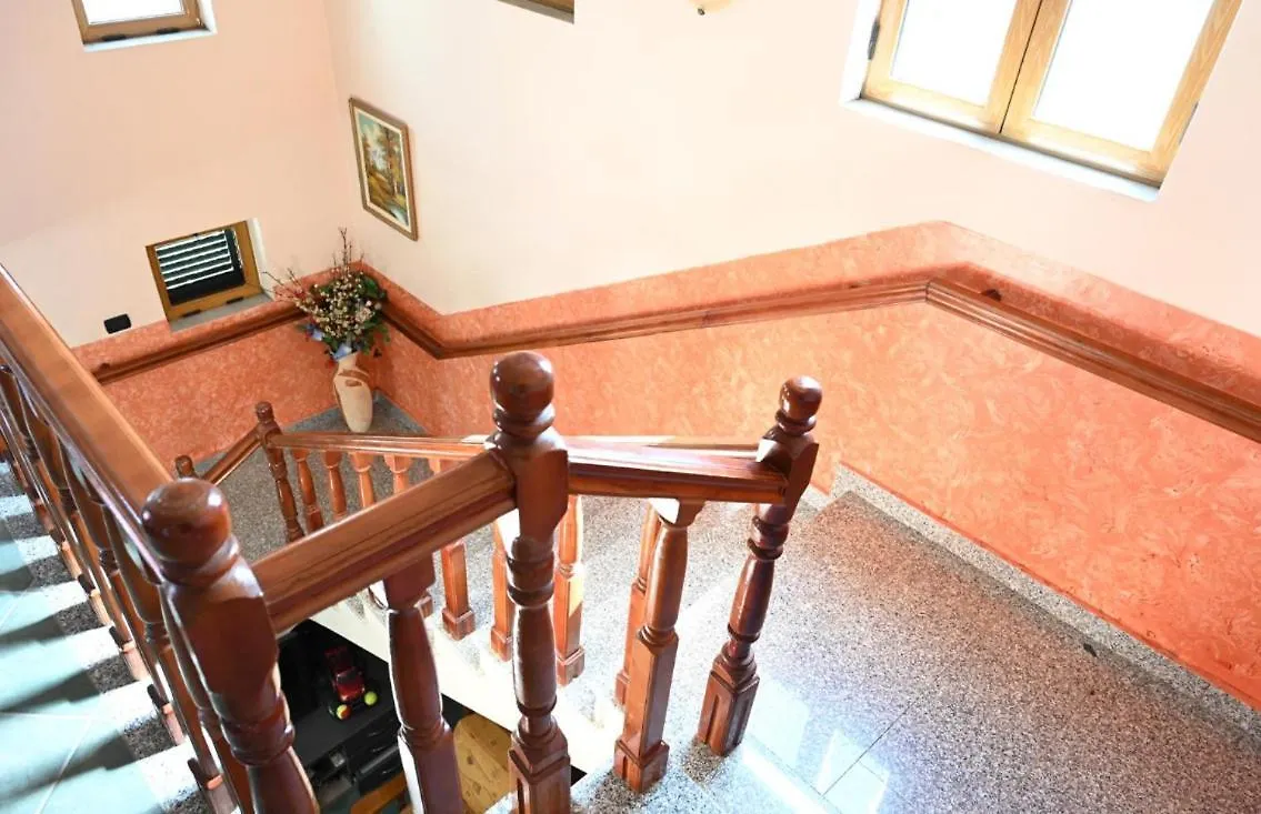 Holiday Villa Lezhe 0*,